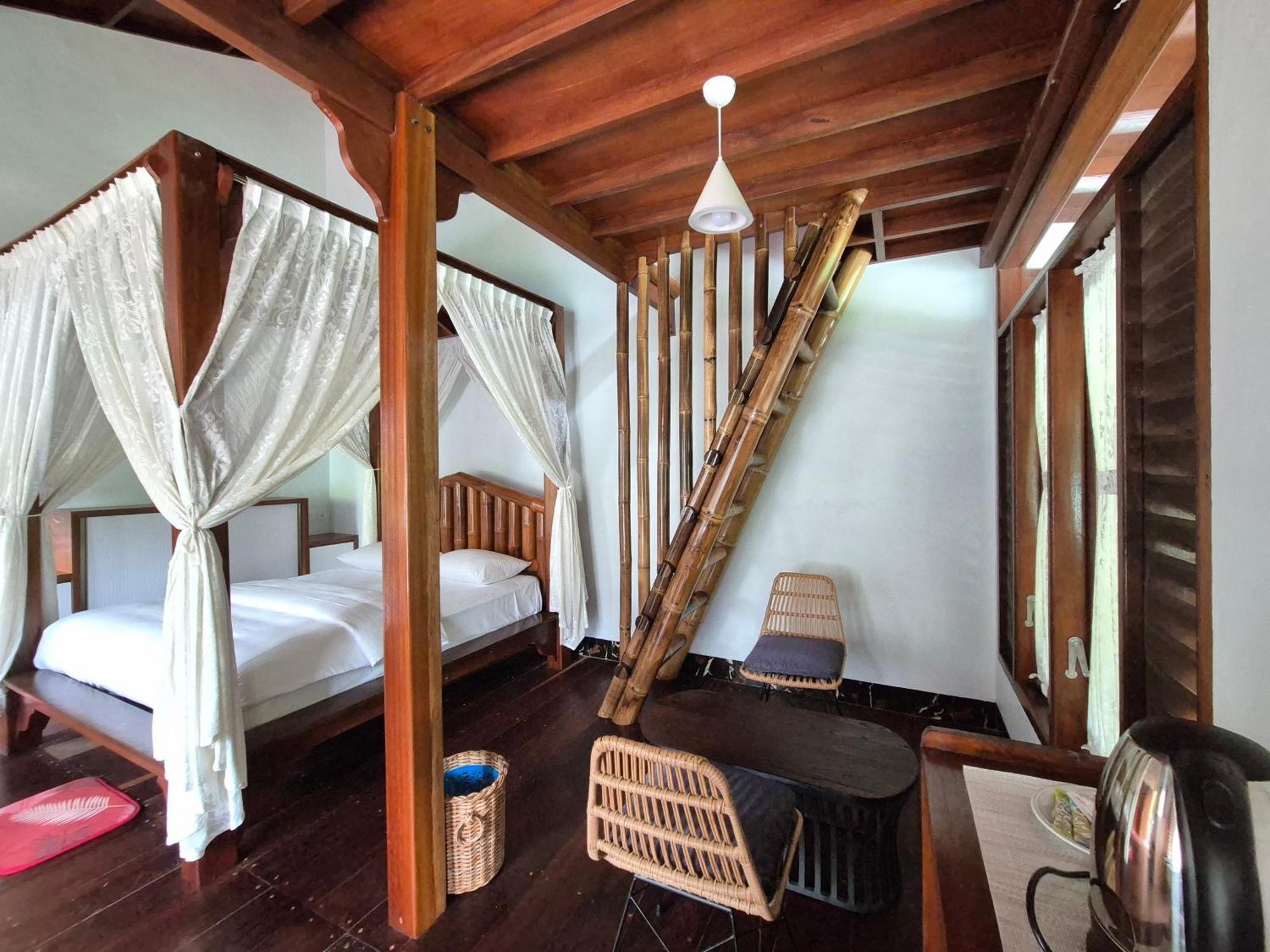 Sam'S Bungalows And Treks Букит Лаванг Екстериор снимка